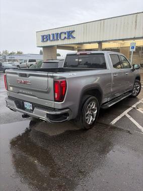 Sterling Metallic 2025 GMC Sierra 1500 SLT