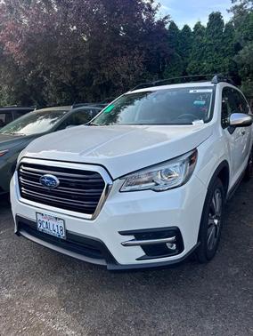 Crystal White Pearl 2022 Subaru Ascent Touring