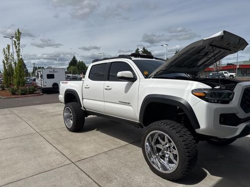 Super White 2021 Toyota Tacoma TRD Off-Road