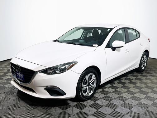 Snowflake White Pearl Mica 2016 Mazda Mazda3 i Sport