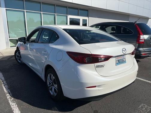 Snowflake White Pearl Mica 2016 Mazda Mazda3 i Sport
