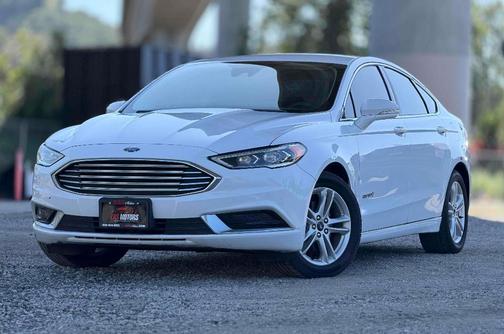 Oxford White 2018 Ford Fusion Hybrid SE
