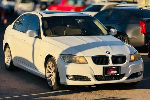 2011 BMW 328 i