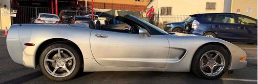 Quicksilver Metallic 2001 Chevrolet Corvette