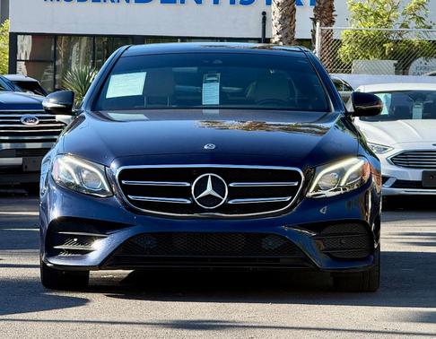 Lunar Blue Metallic 2018 Mercedes-Benz E-Class E 300