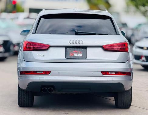 2017 Audi Q3 2.0T Premium