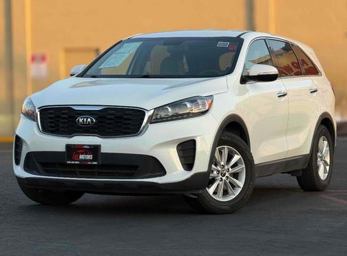 Snow White Pearl 2020 Kia Sorento LX