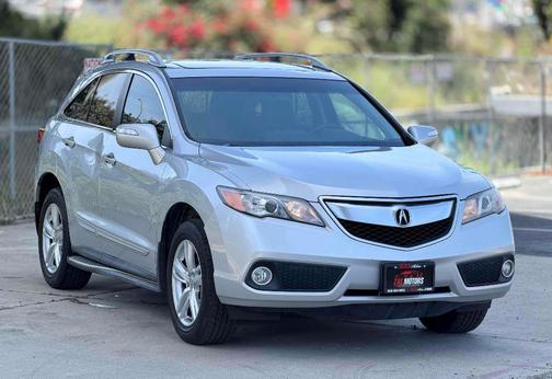 Silver 2013 Acura RDX Technology