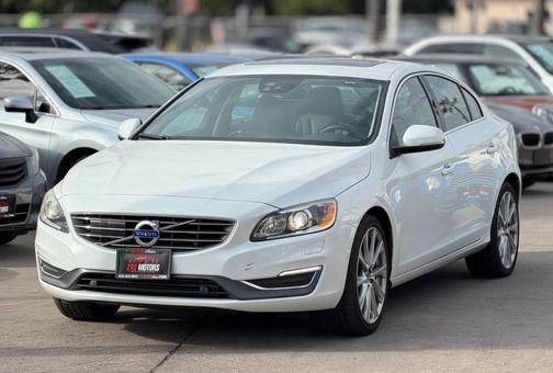 2016 Volvo S60 T5 Inscription Drive-E Platinum
