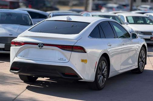Oxygen White 2022 Toyota Mirai XLE