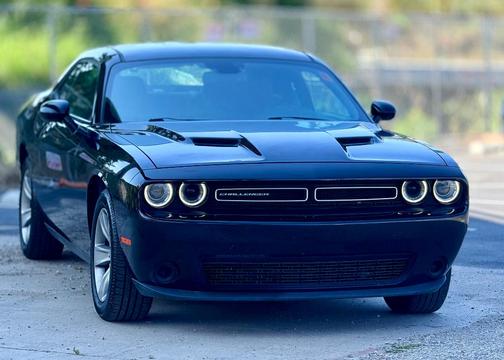 2019 Dodge Challenger SXT