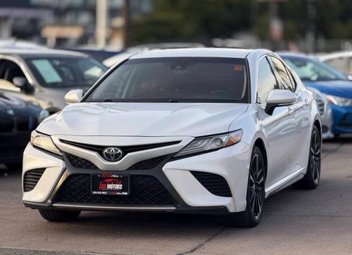 2019 Toyota Camry XSE