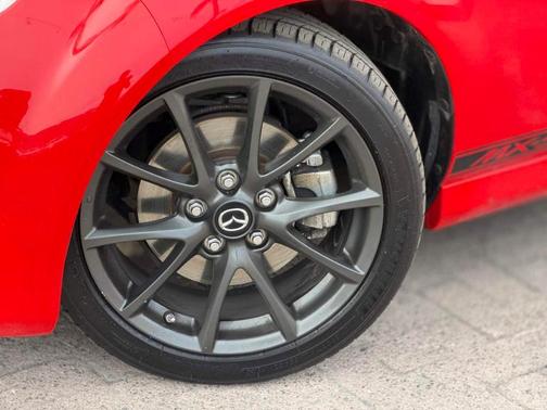 2015 Mazda MX-5 Miata Club