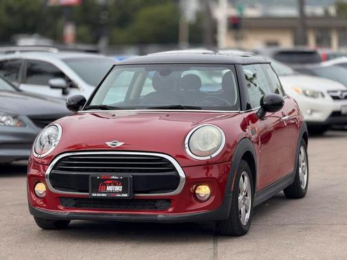 2018 MINI Hardtop Cooper