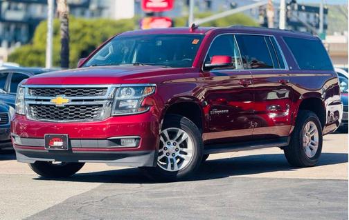 2017 Chevrolet Suburban LT