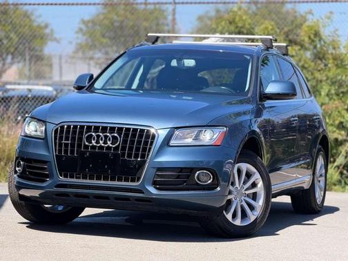 Scuba Blue Metallic 2016 Audi Q5 2.0T Premium Plus