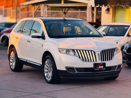 2013 Lincoln MKX Base