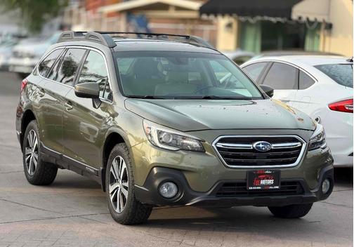 Wilderness Green Metallic 2018 Subaru Outback 3.6R Limited