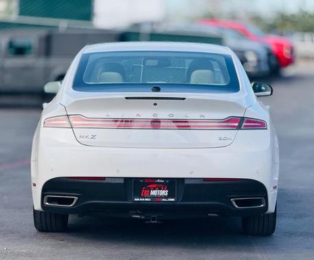 2014 Lincoln MKZ Hybrid Hybrid