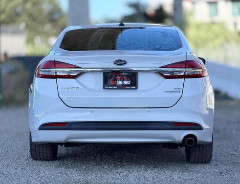 Oxford White 2018 Ford Fusion Hybrid SE