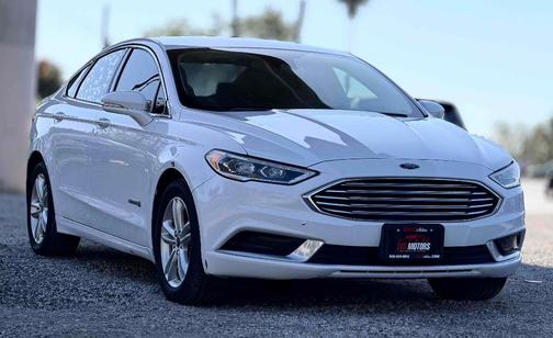 Oxford White 2018 Ford Fusion Hybrid SE