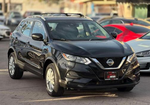 2020 Nissan Rogue Sport SV
