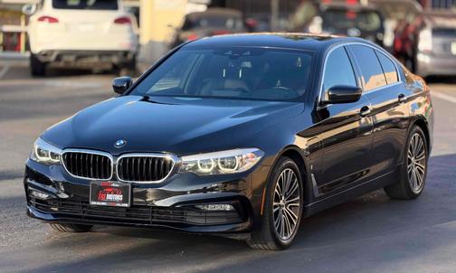 Black Sapphire Metallic 2018 BMW 530e iPerformance