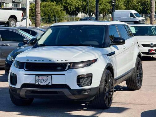 Fuji White 2018 Land Rover Range Rover Evoque SE Premium