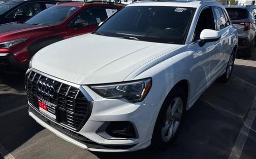 Ibis White 2020 Audi Q3 45 Premium