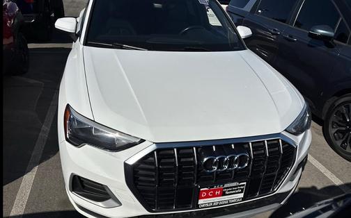 Ibis White 2020 Audi Q3 45 Premium
