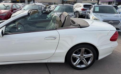 2005 Mercedes-Benz SL-Class 
