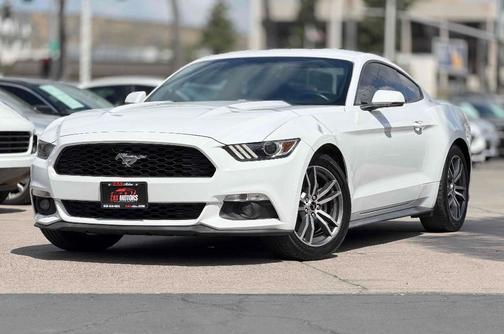 Oxford White 2015 Ford Mustang EcoBoost