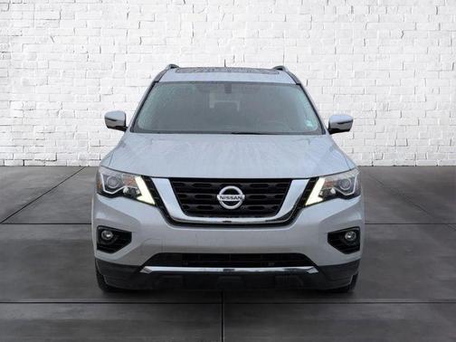 2018 Nissan Pathfinder SL