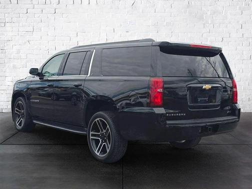 2018 Chevrolet Suburban LT