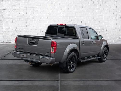 2021 Nissan Frontier SV