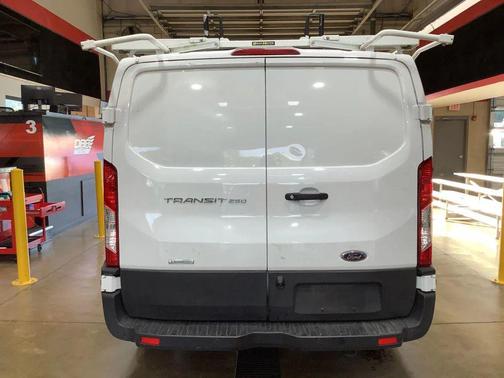 Oxford White 2021 Ford Transit-250 Base
