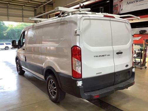 Oxford White 2021 Ford Transit-250 Base