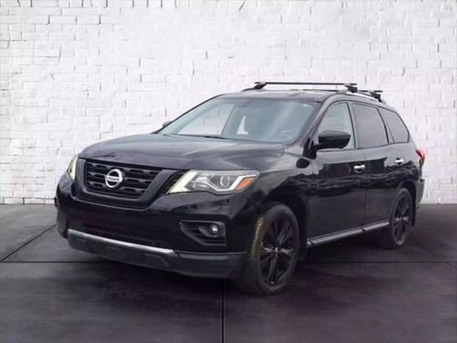 2018 Nissan Pathfinder SL