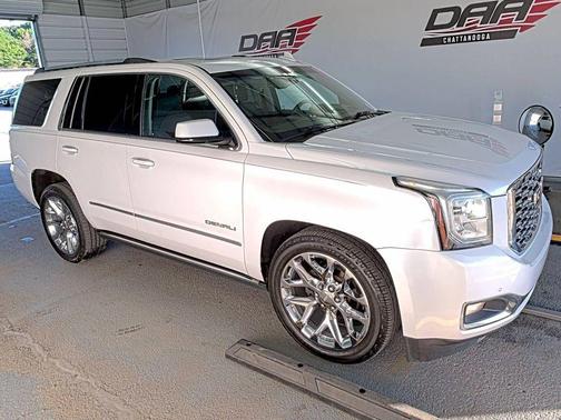 White 2019 GMC Yukon Denali