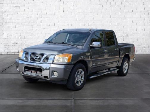 2014 Nissan Titan SV