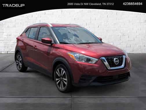 Red 2020 Nissan Kicks SV