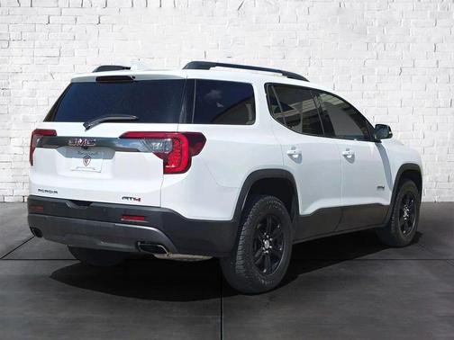 2021 GMC Acadia AWD AT4