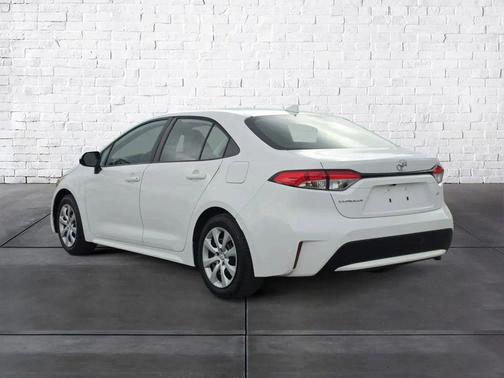 White 2021 Toyota Corolla LE