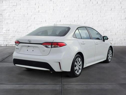 White 2021 Toyota Corolla LE