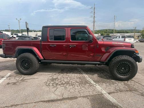 Snazzberry Pearlcoat 2022 Jeep Gladiator Sport