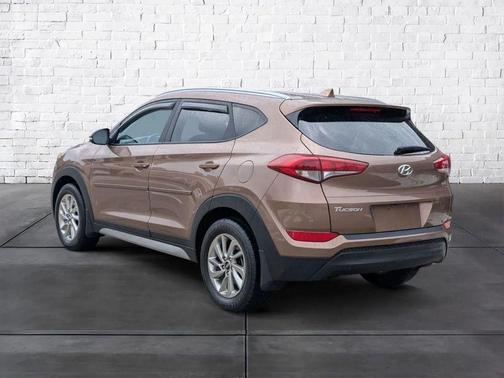 2017 Hyundai TUCSON SE Plus