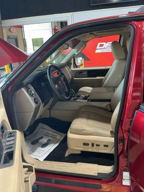 Ruby Red Metallic Tinted Clearcoat 2017 Ford Expedition Limited