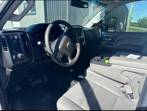 Summit White 2018 Chevrolet Silverado 2500 WT