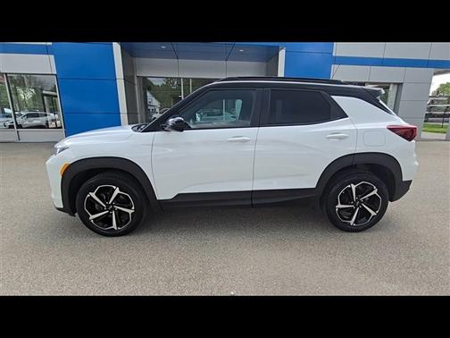 Summit White 2023 Chevrolet Trailblazer RS