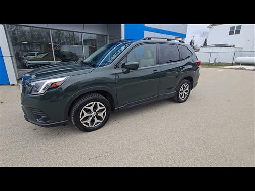 2023 Subaru Forester Premium